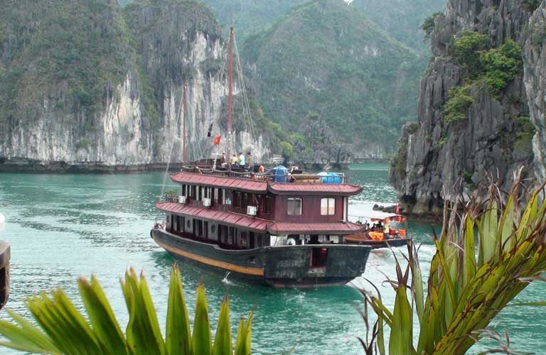 Zátoka Halong Bay Vietnam